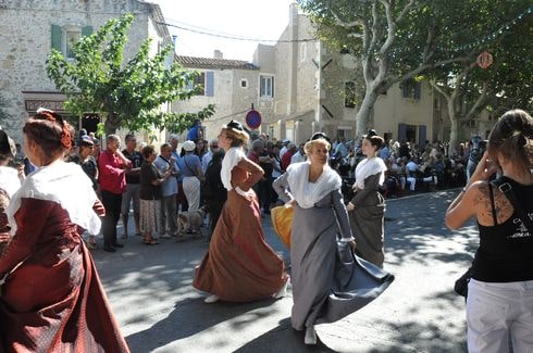 Fete des olives mouries 2012 12 