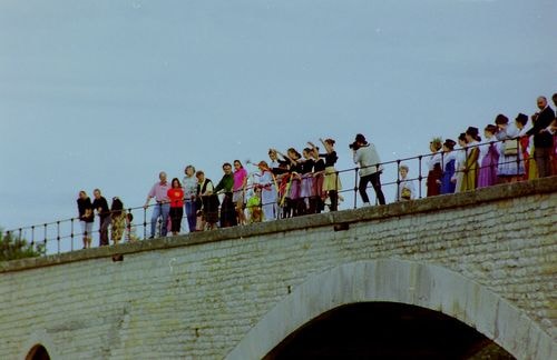 Hommage a farfantello sur le pont d avignon 10 