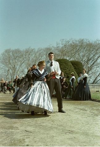 La nacioun gardiano et le ruban de provence acampado castries 2003 4 