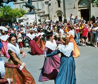 St eloi rognonas 2004 2 