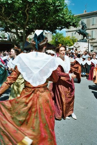 St eloi rognonas 2004 6 