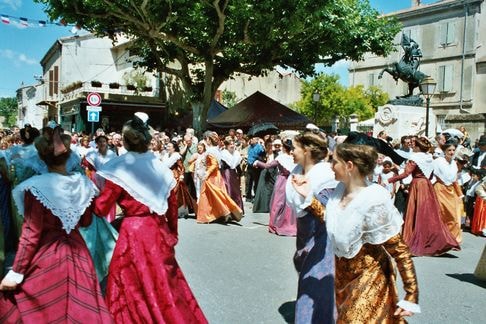 St eloi rognonas 2004 7 