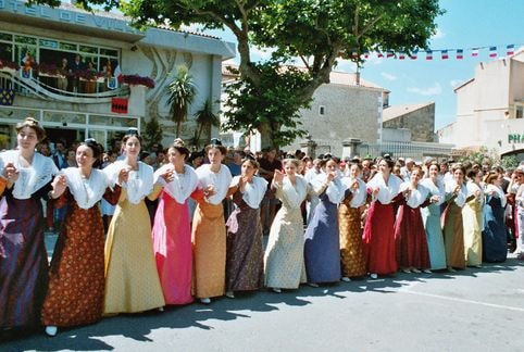 St eloi rognonas 2004 9