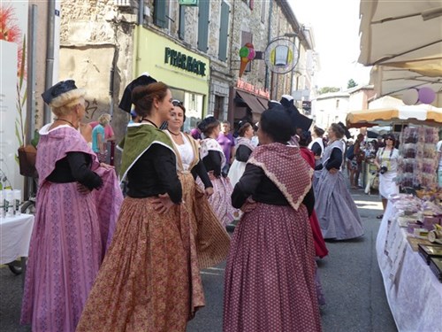 Vallon pont d arc fete de la lavande 06